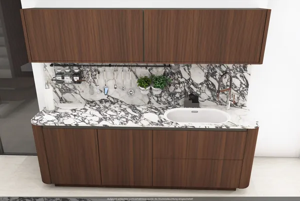 3D-Planung: Nussbaum-Fronten mit Marmor-Look und Kochinsel – Ansicht 4 (Visualisierung, Moe’s Küchenstudio Villach)